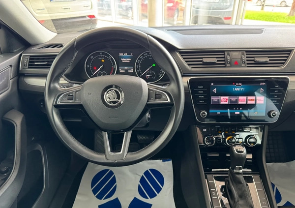 Skoda Superb cena 94900 przebieg: 128200, rok produkcji 2018 z Działoszyce małe 781